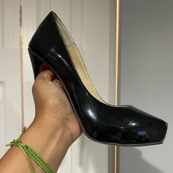 Black Louboutin pumps size 38